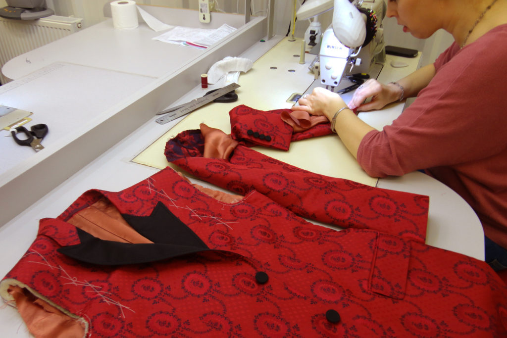 GC17 Annie WRaction1*