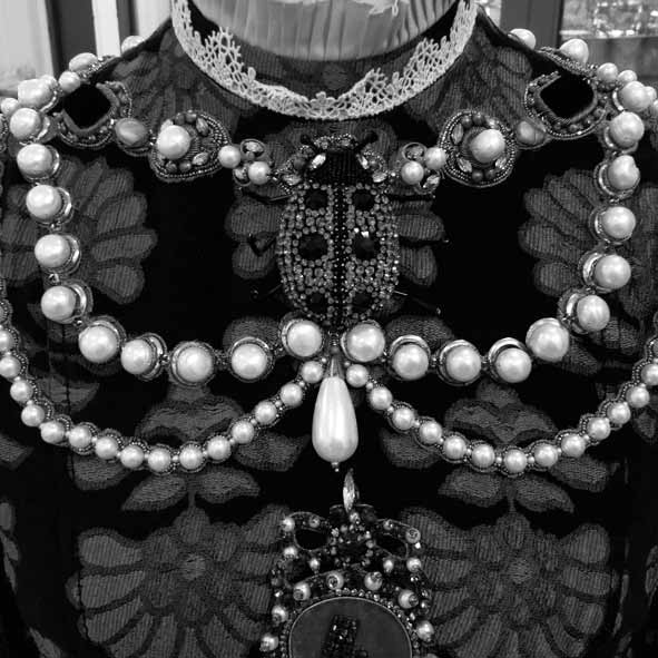 VIP Dress and Suit Alteration – Red Carpet Issue